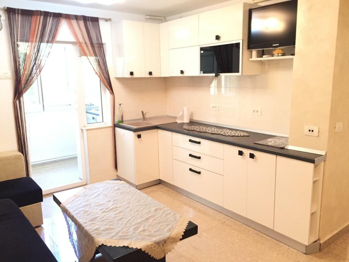 Apartament Tomis Nord 3 Camere コンスタンツァ エクステリア 写真